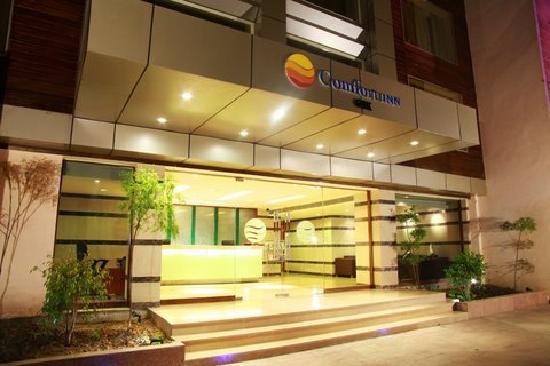 Comfort Inn Gsk Амритсар Экстерьер фото